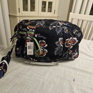 Vera Bradley Miramar Seurat Floral Blue  Women's Bag 18" X 11" X 7" Brand New